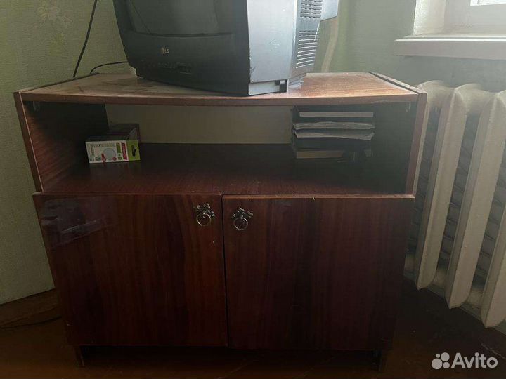 Тумба под телевизор