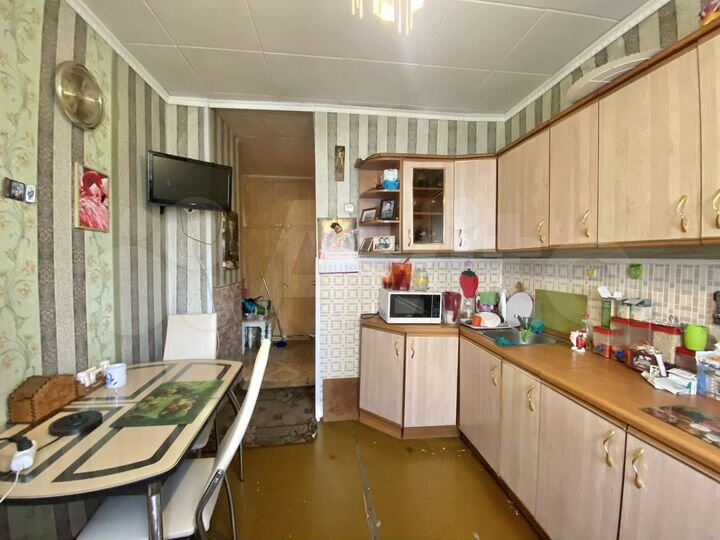 2-к. квартира, 52 м², 3/5 эт.
