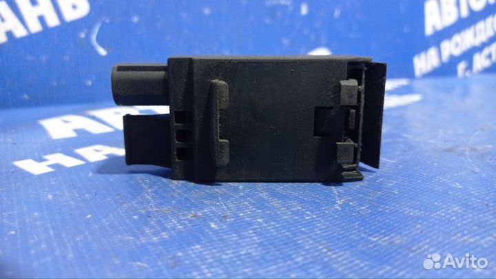 Датчик кондиционера Bmw E65 седан N62B36 2004