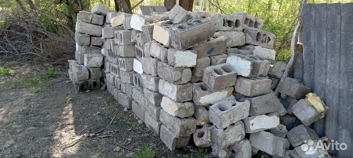 Продам бу шлакоблок