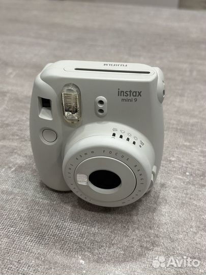 Фотоаппарат полароид Instax mini 9