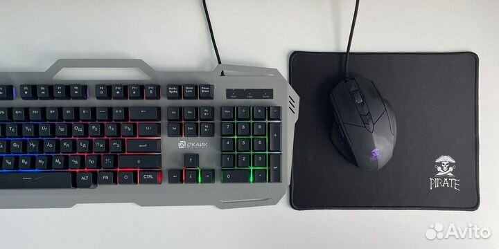 Набор клавиатура, мышь, наушникм, коврик