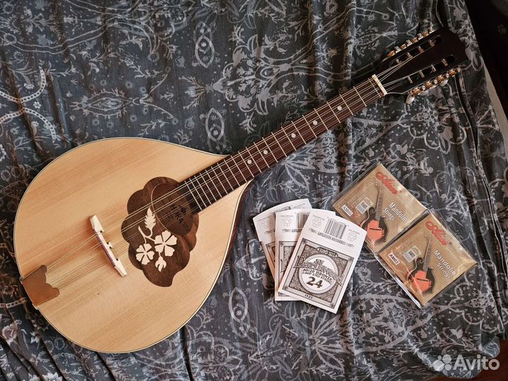 Мандолина Hora