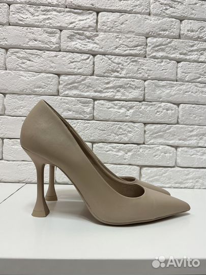 Туфли лодочки Zara 36