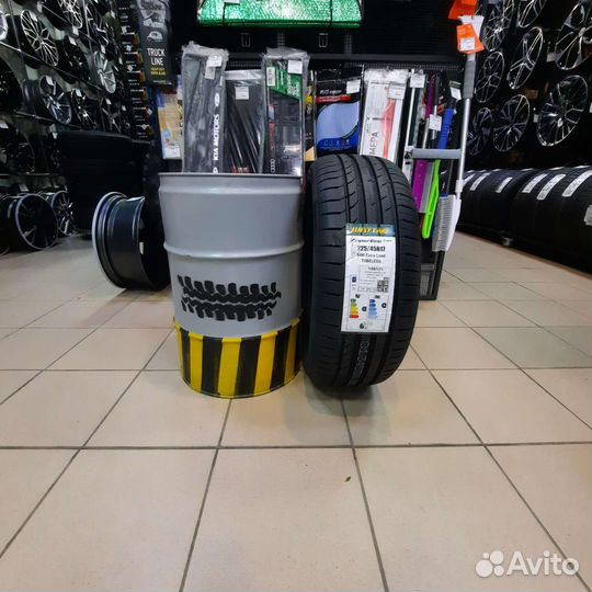 Westlake Zuper Eco Z-107 225/45 R17 94W