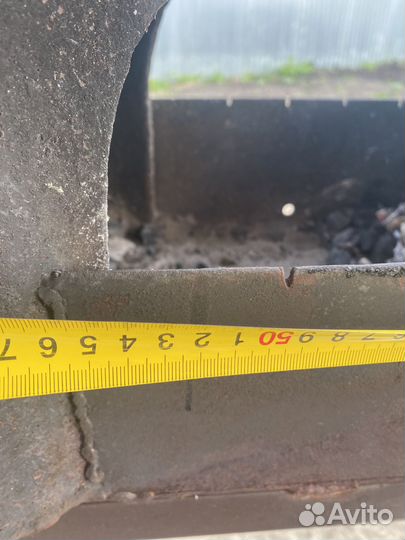 Мангал с крышей