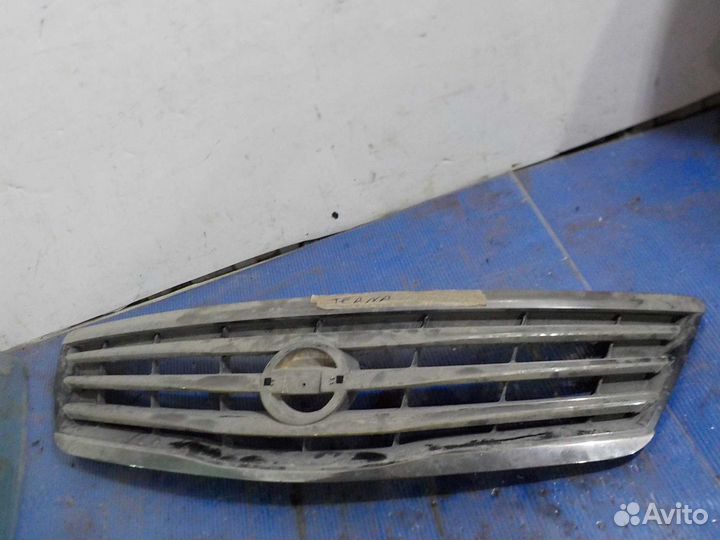 Решётка радиатора nissan teana J-32
