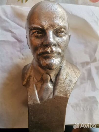 Бюст Ленина скульптор Сычёв