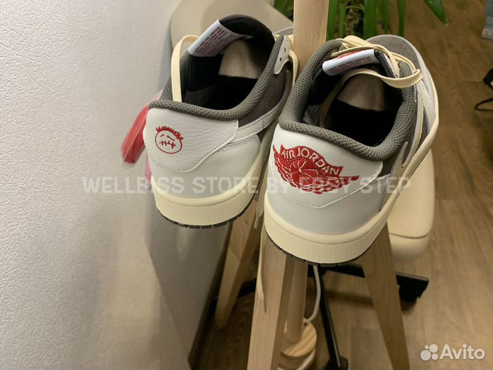 Nike Air Jordan 1 Low x Travis Scott Reverse Mocha