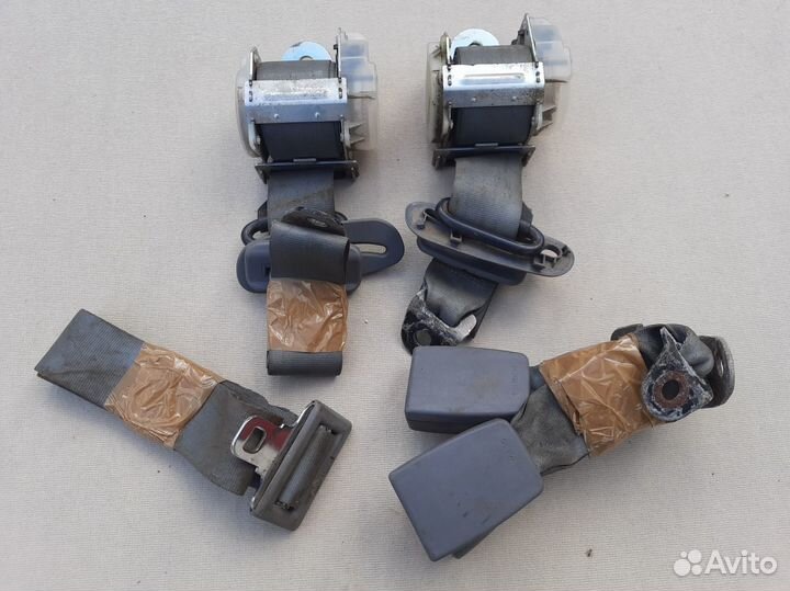 Задние ремни безопасности Hyundai Accent 2