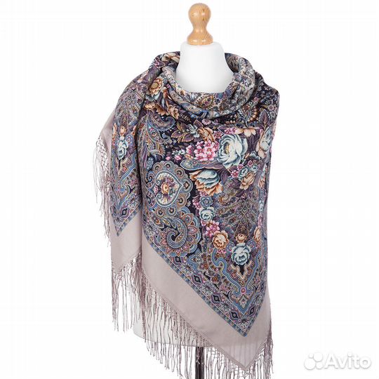 Павловопосадский платок Бенефис