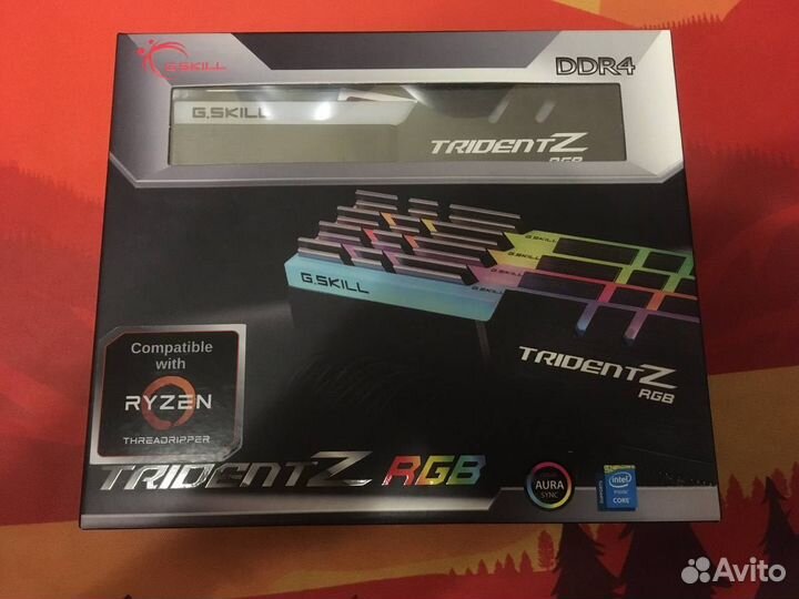 DDR4 G.Skill Trident Z 32GB F4-3200C14Q-32gtzrx