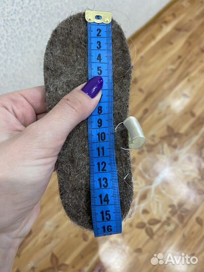 Продам ботинки на мальчика 24р