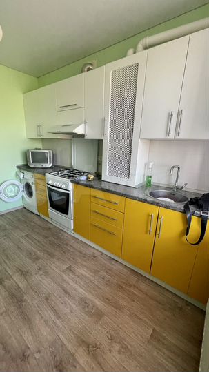 1-к. квартира, 30 м², 3/3 эт.