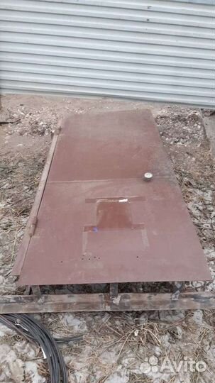 Двери металлические