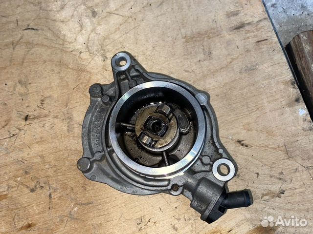 Вакуумный насос BMW E60 3,0d M57 306D2