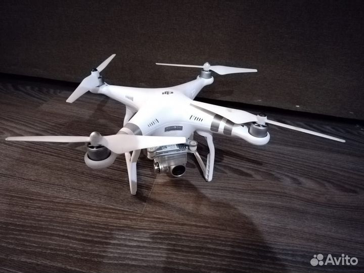 Квадрокоптер с камерой, беспилотник