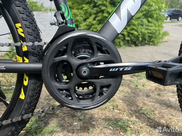 Велосипед подростковый горный колеса 26.Новый