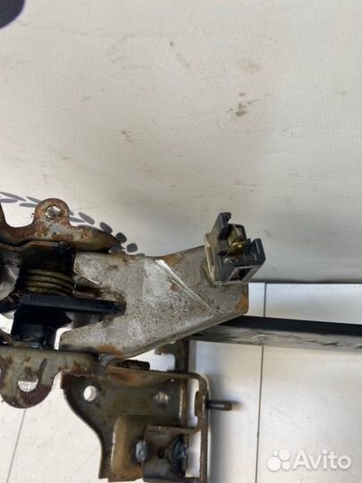 Педаль тормоза Mazda 626 Gf седан 2.0 FS-DE 1997