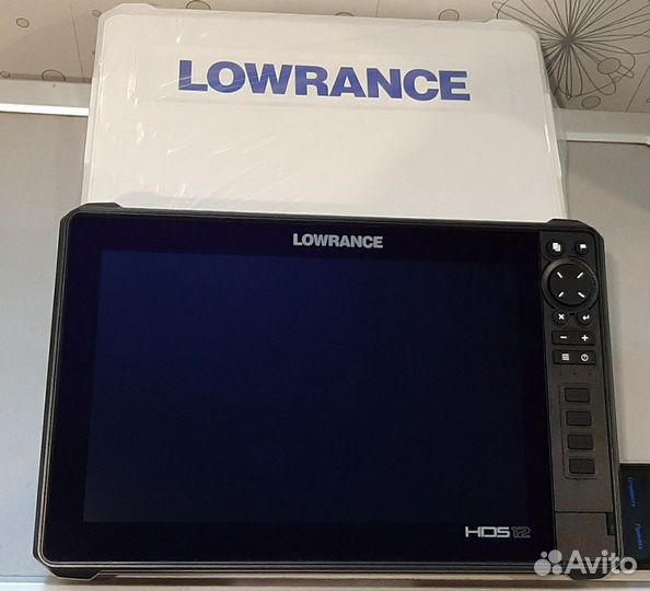 Lowrance HDS-12 Live + ActiveImaging 3in1 transduc