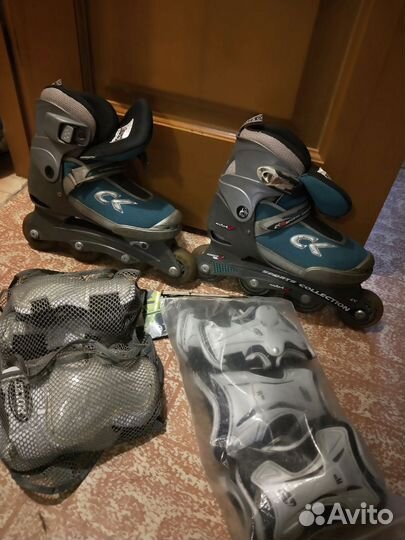 Роликовые коньки