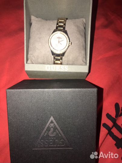 Часы guess