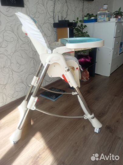 Стульчик для кормления kari