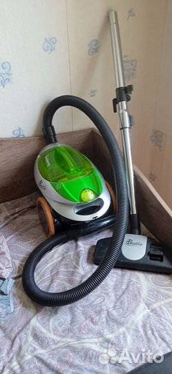 Пылесос Elenberg Beatle