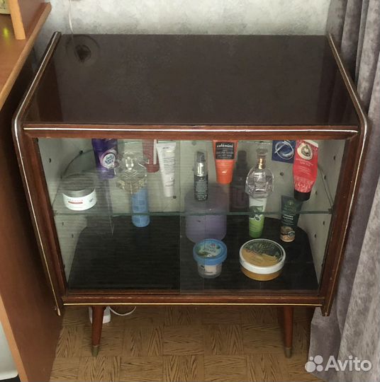 Тумбочка винтажная