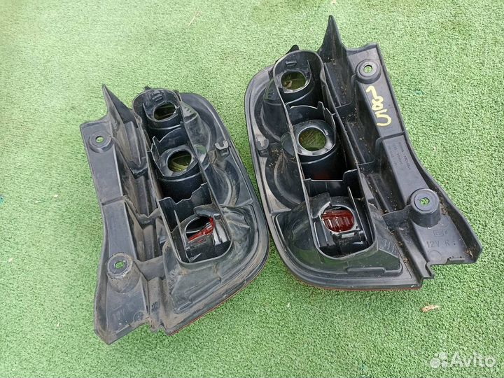 Фонарь задний Nissan Micra K12