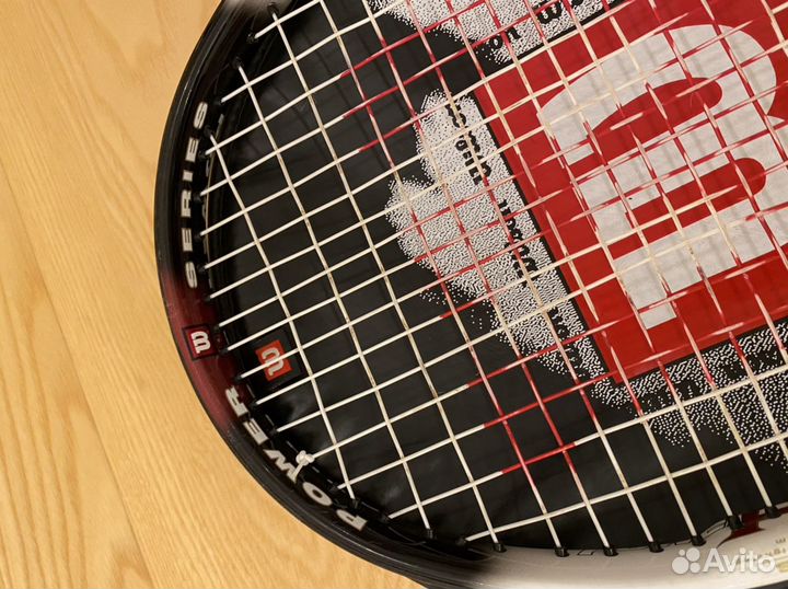 Теннисная ракетка Wilson