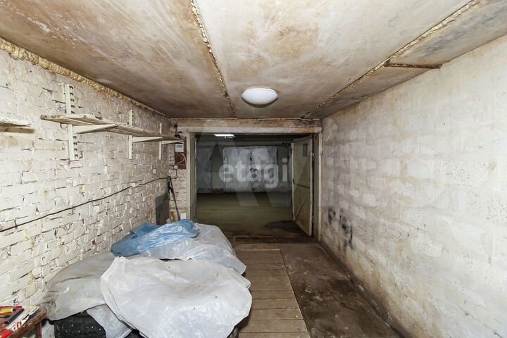 Машиноместо, 15 м²