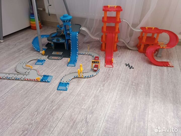 Полицейский и пожарный стадион, конструктор