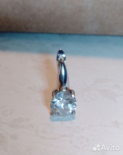 Одна серьга серебро