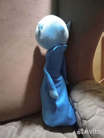 Игрушка из Икеи вампир