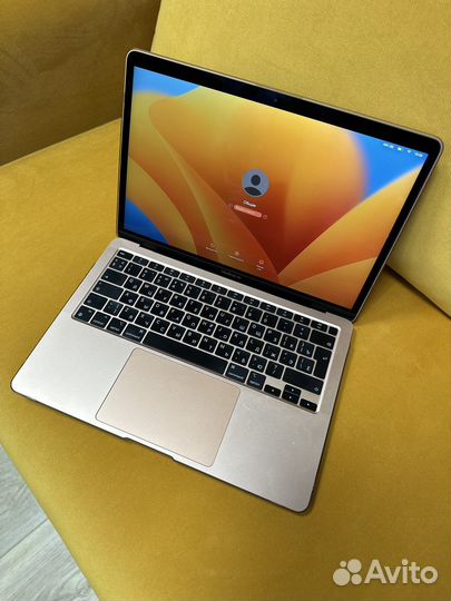 Apple MacBook air 13 M1 2021/8/256