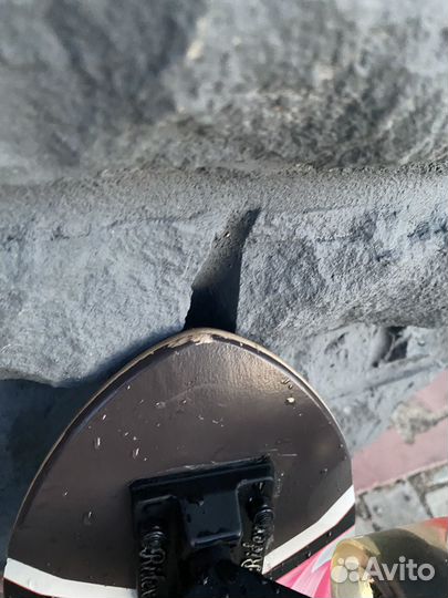 Скейтборд почти новый