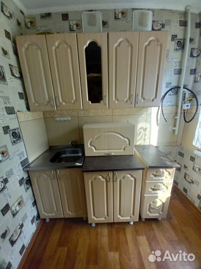 Угловой шкаф,кухонный гарнитур,стенка горка