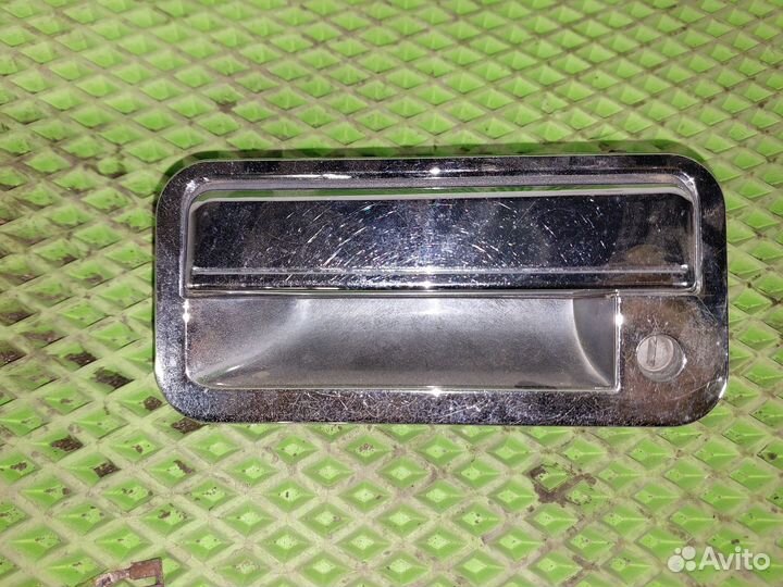 Внешние дверные ручки комплект Chevrolet Suburban