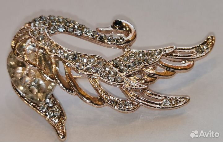 Брошь Золотой Лебедь тип2 прозрачный кристалл