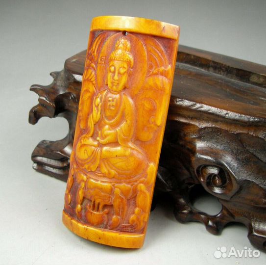 Буддийская подвеска из натуральной кости