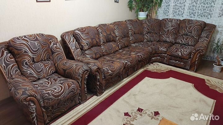 Угловой диван с креслом бу