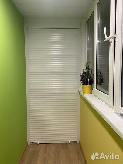 Шкаф с рольставнями на балкон на заказ с доставкой