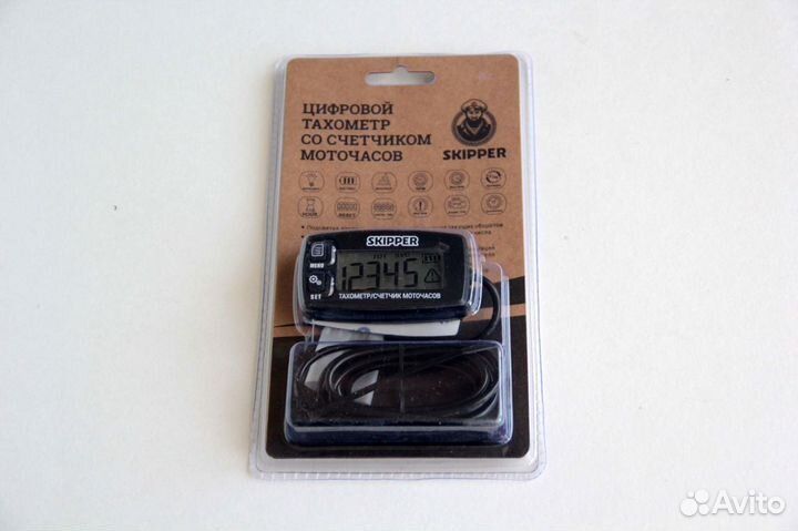 Тахометр со счетчиком моточасов