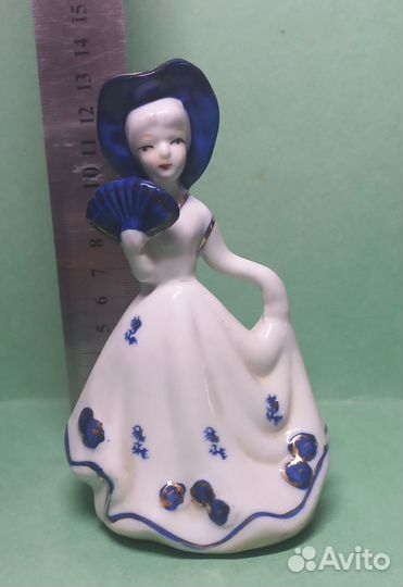 Статуэтка колокольчик 