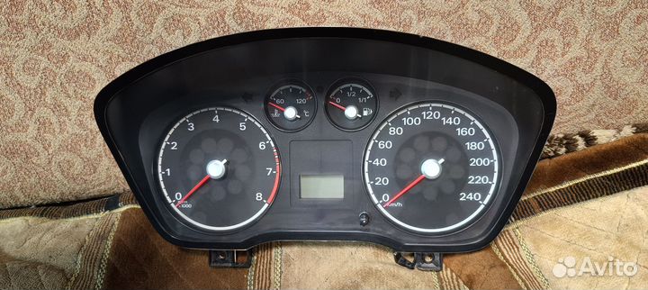 Панель приборов Форд Фокус 2 дорестайлинг