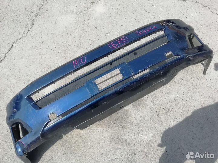 Бампер передний Toyota hiace H200 2011