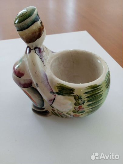 Статуэтка-керамика