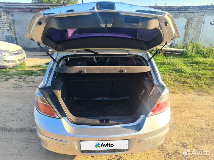 Opel Astra 1.6 AMT, 2011, 173 271 км