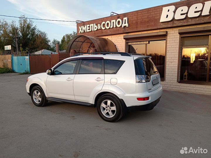 Mitsubishi Outlander 2.4 CVT, 2011, 95 000 км